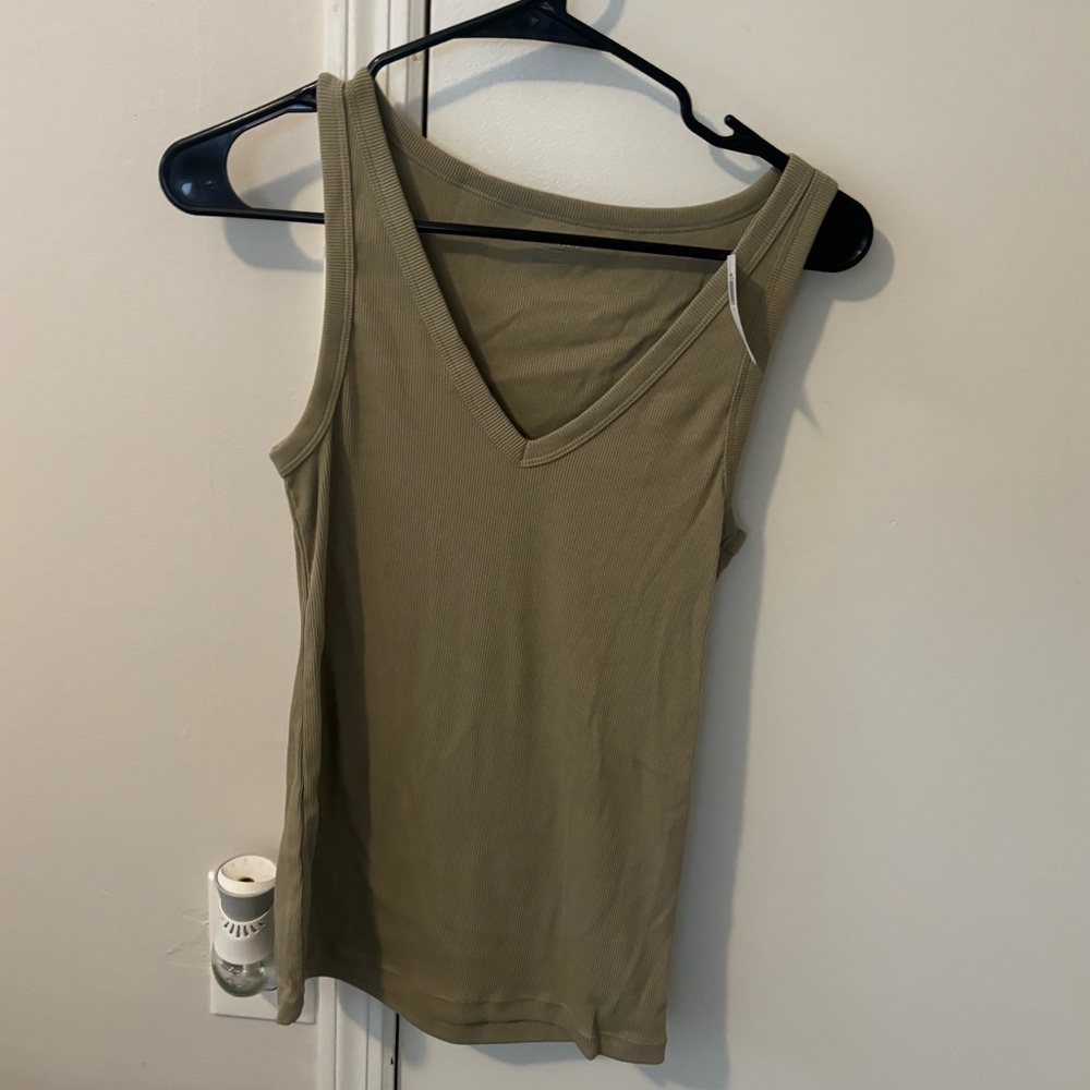 OLD NAVY TANK